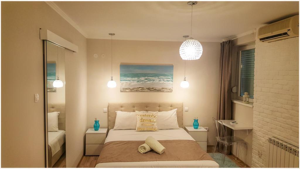 Apartment Cherry Queen Belgrado Exterior foto